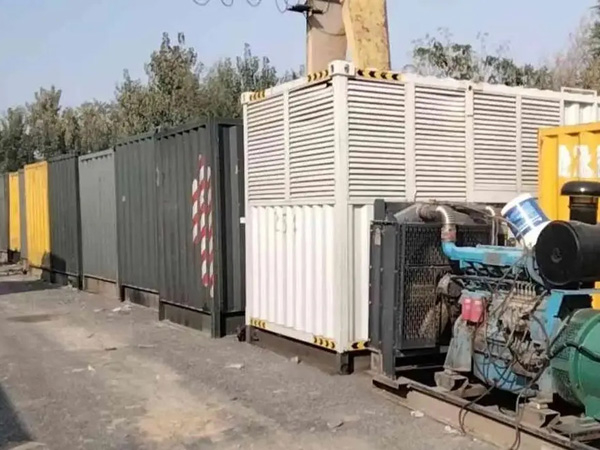 清徐200KW柴油发电机机组每小时油耗是多少？